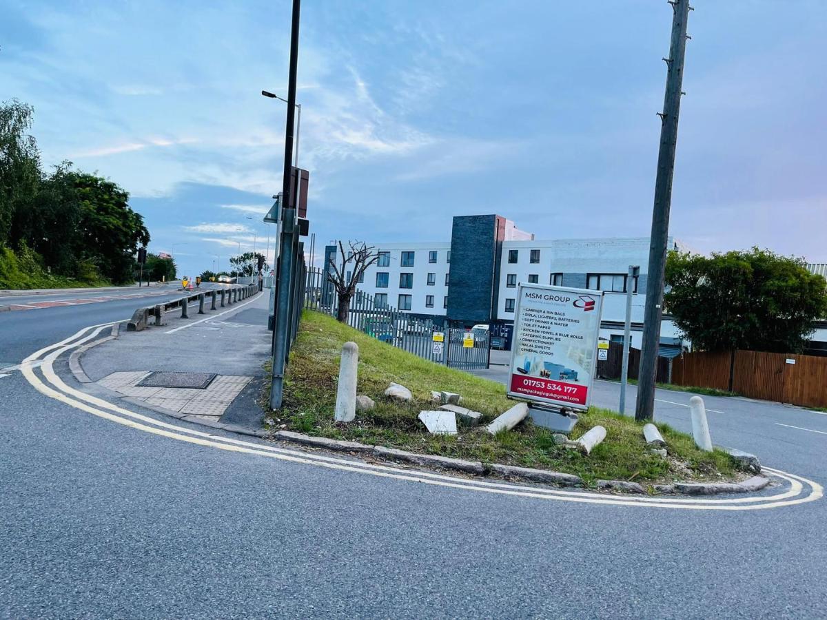 Salt Hill Windsor Legoland Eton Heathrow Luxury 2 Bed 1 Bath Free Parking Apartment Slough Exterior foto